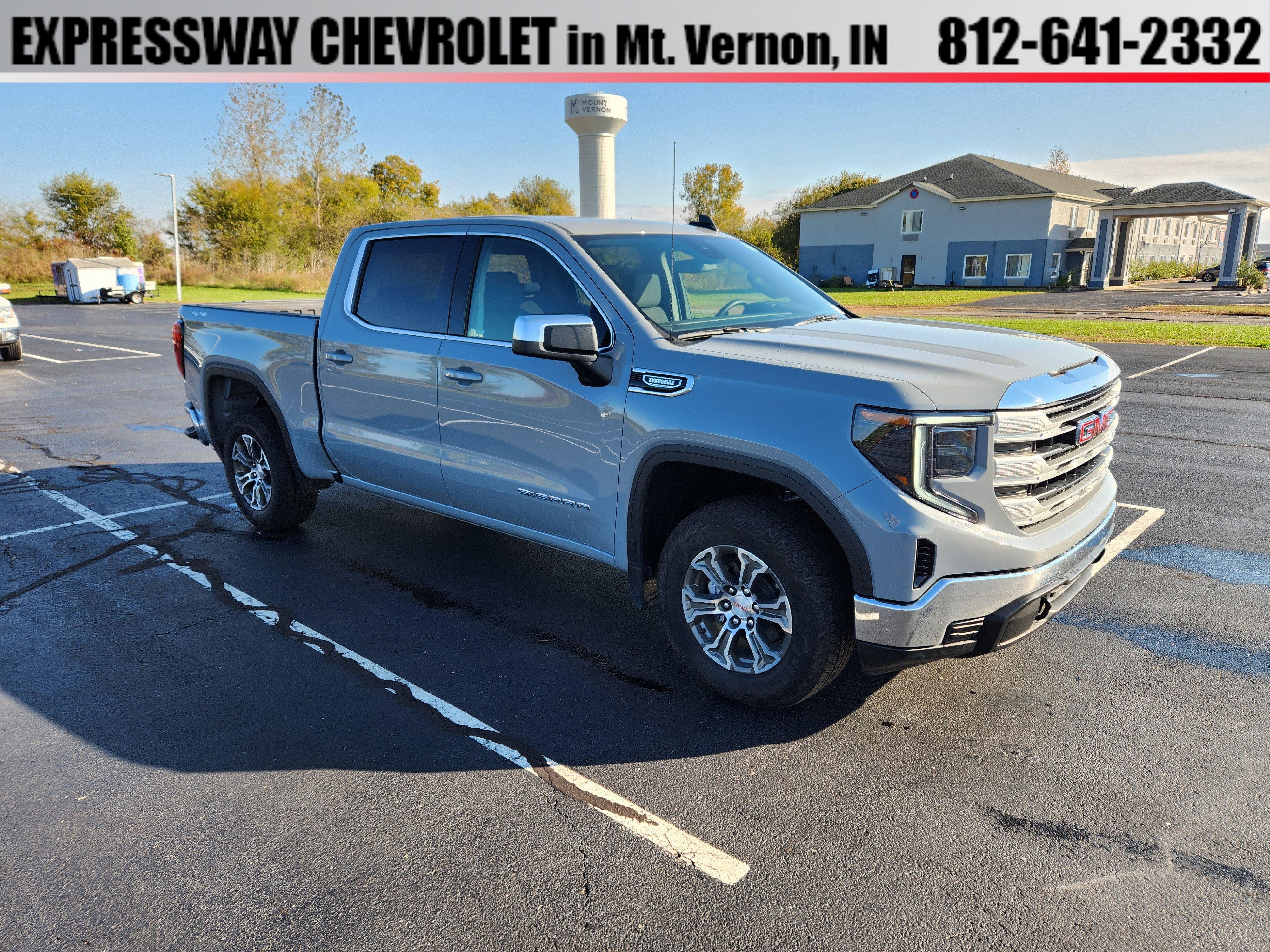 New 2025 GMC Sierra 1500 SLE