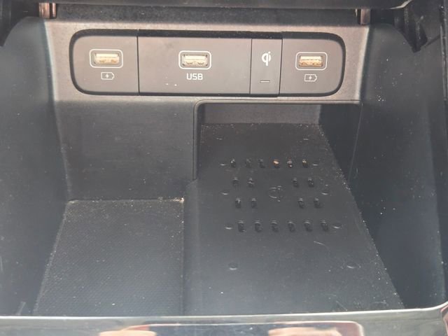 Used 2023 Kia Sorento SX image 24