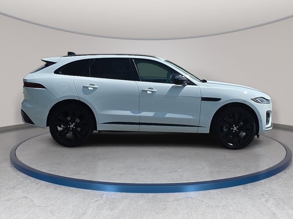 New 2026 Jaguar F-PACE R-Dynamic S AWD/4WD image 4
