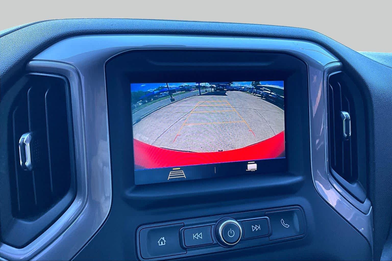 Used 2020 Chevrolet Silverado 1500 Custom w/ Custom Value Package RWD image 27
