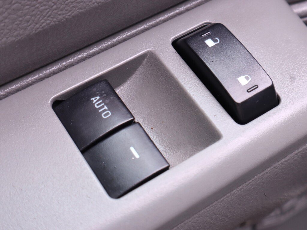 Used 2012 Ford E-450 and Econoline 450 Super Duty w/ PWR Locks & Windows Group RWD image 23
