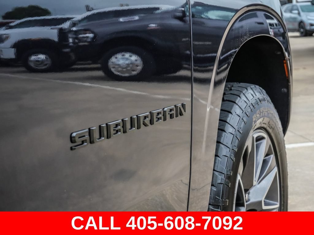 Used 2023 Chevrolet Suburban Z71 w/ Off-Road Capability Package AWD/4WD image 15