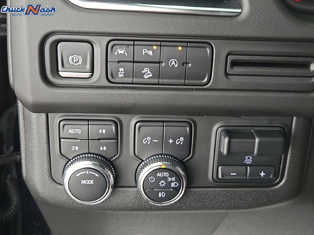 Used 2023 GMC Yukon AT4 w/ LPO, Floor Liner Package AWD/4WD image 23