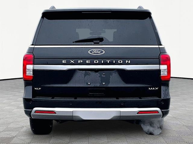 Used 2024 Ford Expedition Max XLT image 5