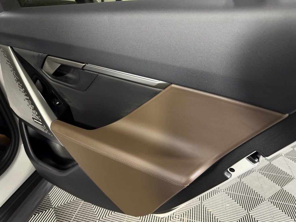 Used 2026 BMW 530i image 33