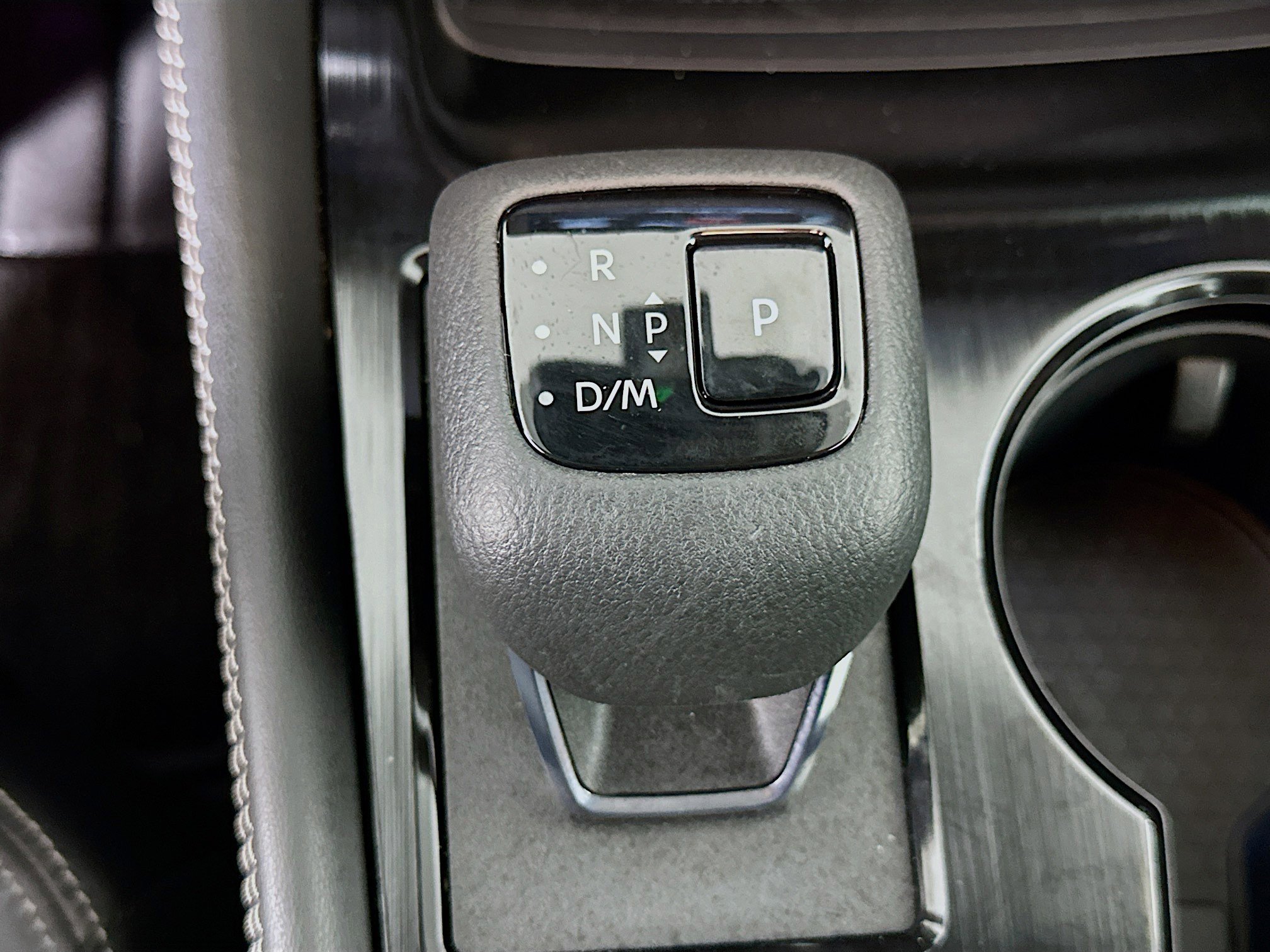 Used 2023 Nissan Rogue SL w/ SL Premium Package image 24