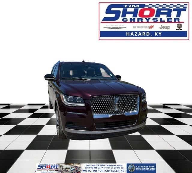 Used 2023 Lincoln Navigator Reserve AWD/4WD image 1