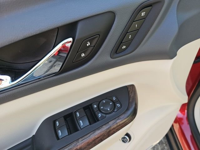 Used 2021 GMC Acadia Denali w/ Denali Technology Package image 15