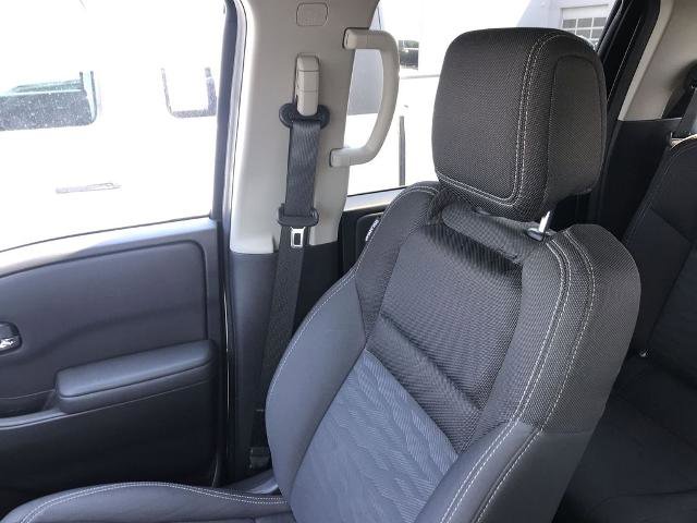 Certified 2022 Nissan Frontier SV w/ Technology Package AWD/4WD image 23