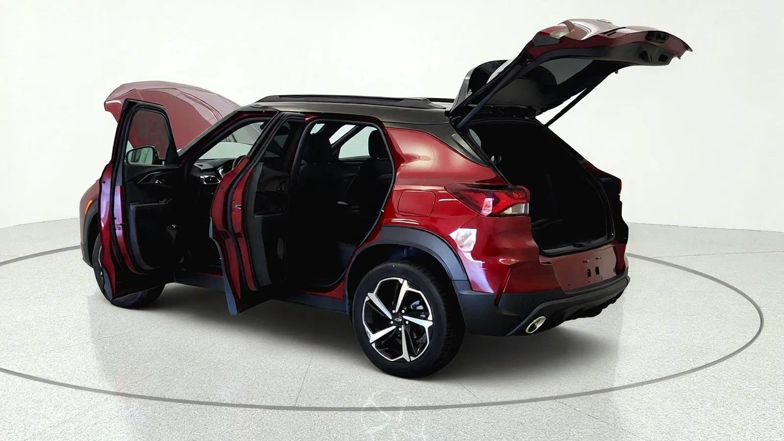 Used 2023 Chevrolet TrailBlazer RS w/ Sun and Liftgate Package AWD/4WD image 10
