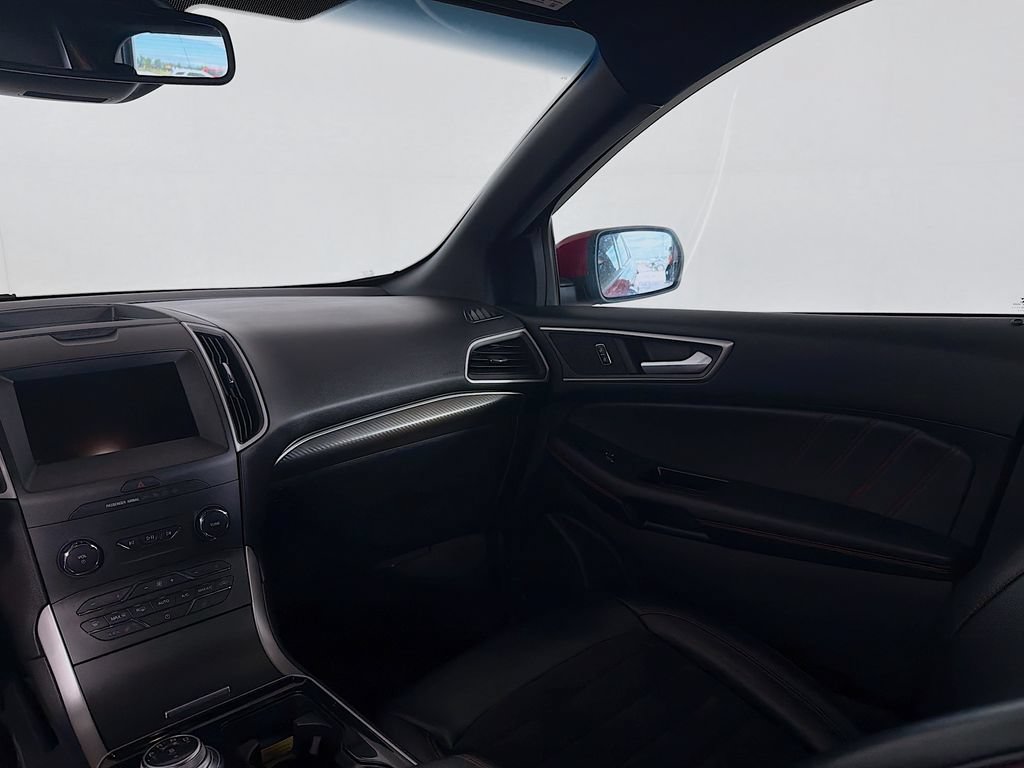 Used 2020 Ford Edge ST-Line w/ Cold Weather Package AWD/4WD image 20