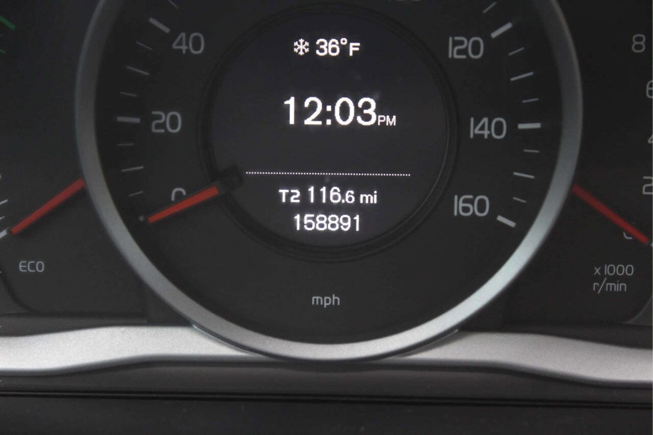 Used 2015 Volvo XC60 T5 image 8