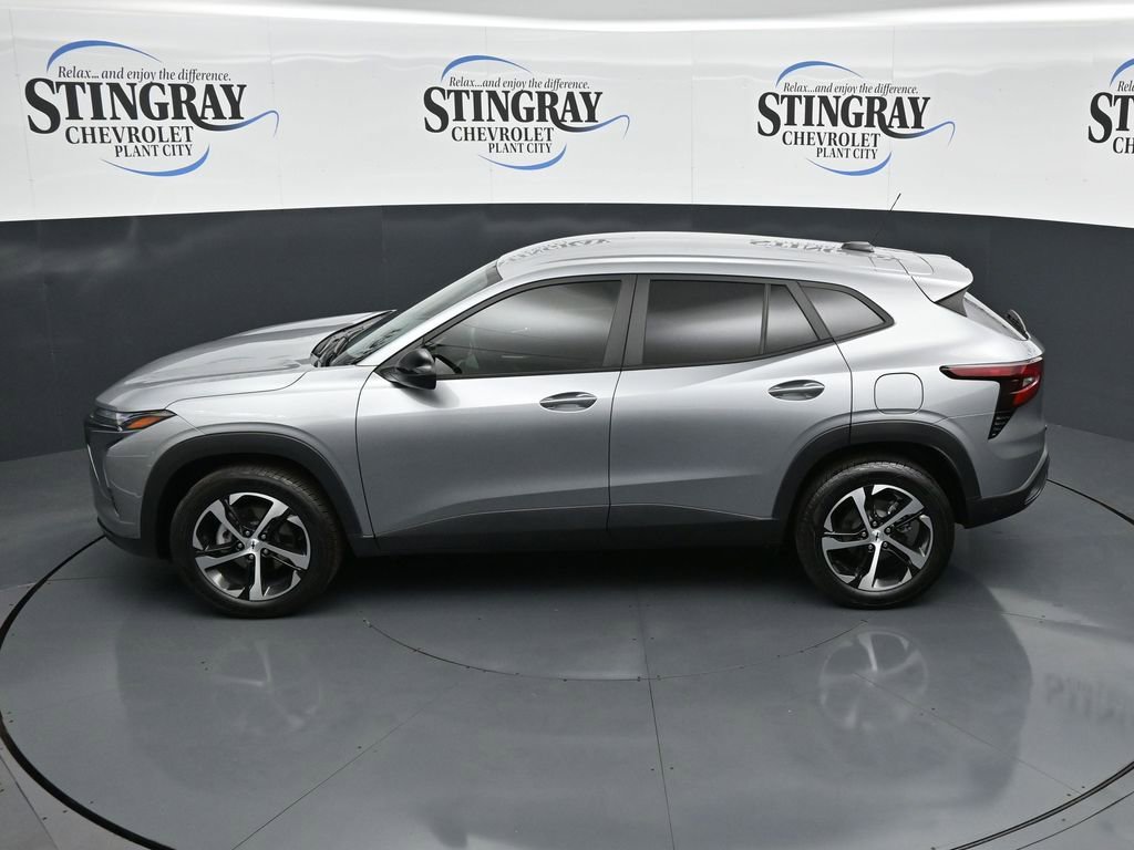 Used 2024 Chevrolet Trax RS w/ Driver Confidence Package image 12