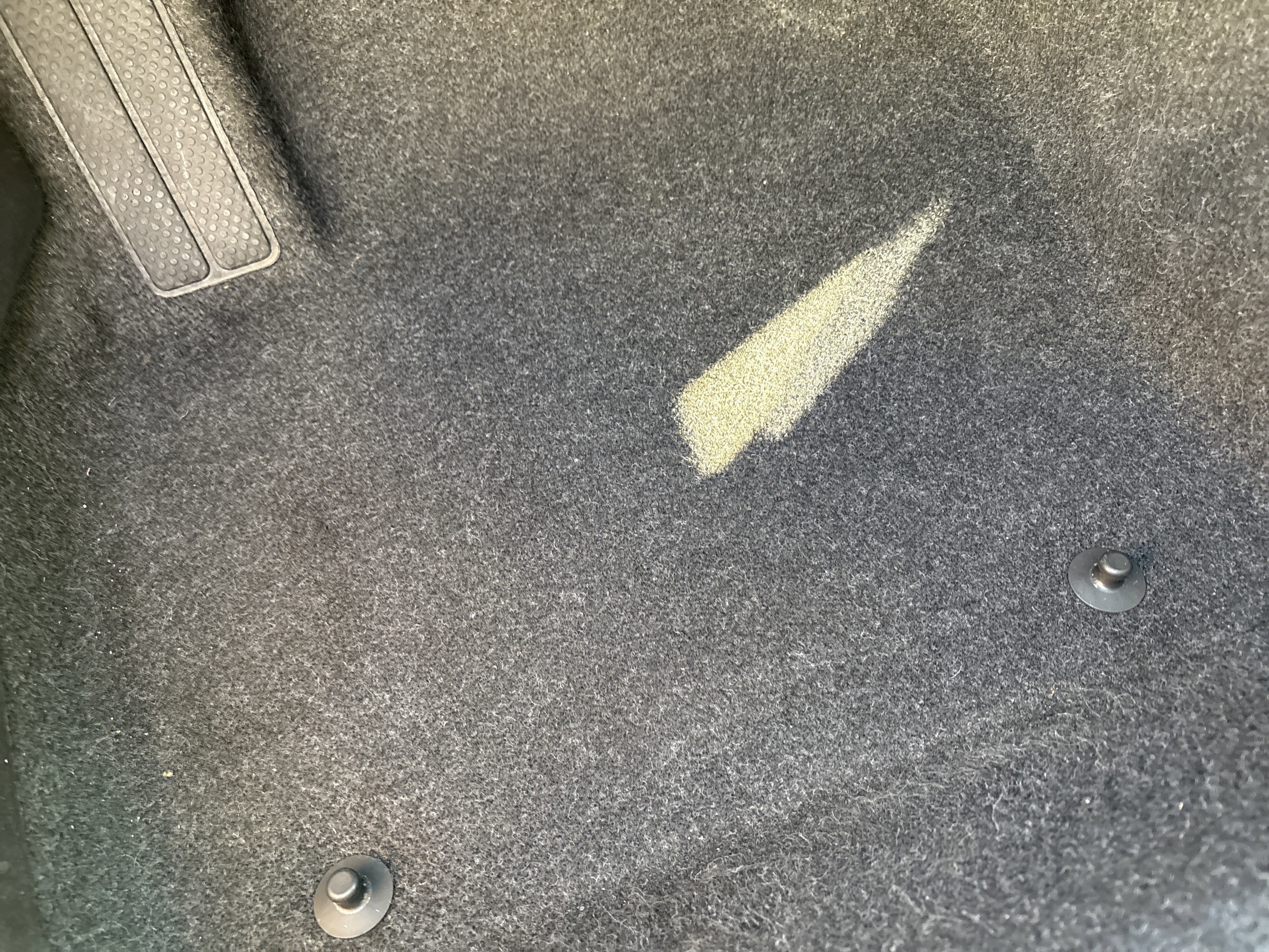 Used 2025 Volvo XC40 B5 Core image 17