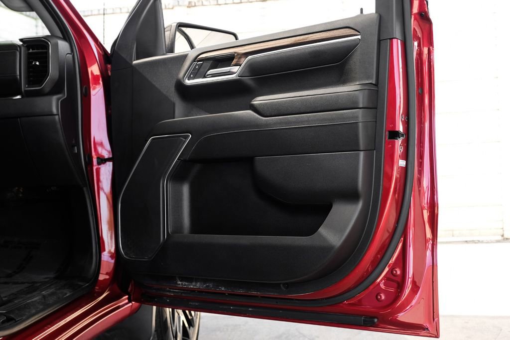 Used 2023 Chevrolet Silverado 1500 LT Trail Boss image 45