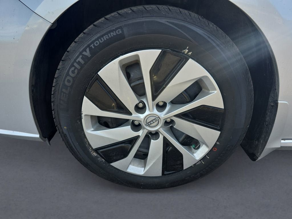Used 2023 Nissan Altima 2.5 S image 14
