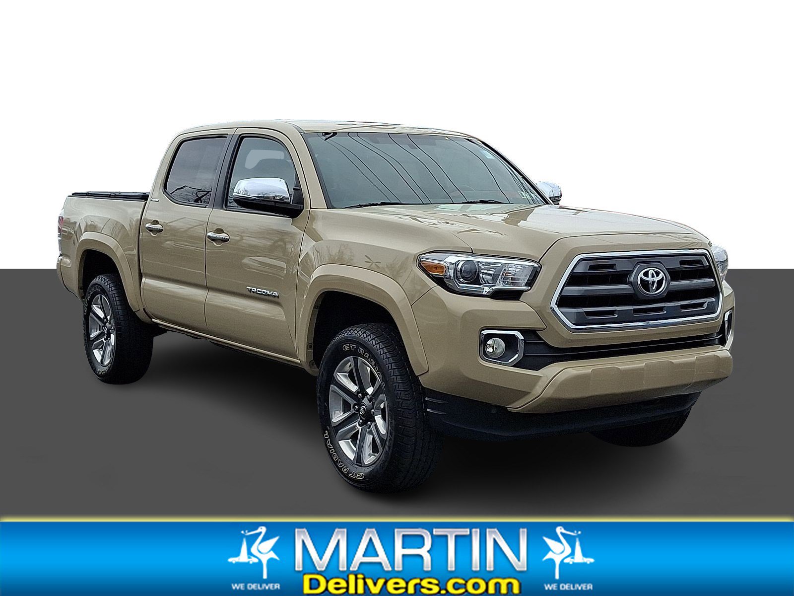 Used 2017 Toyota Tacoma Limited image 1