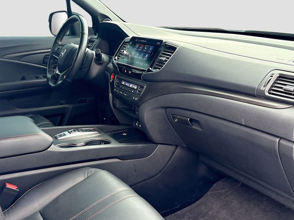Used 2025 Honda Ridgeline TrailSport image 29