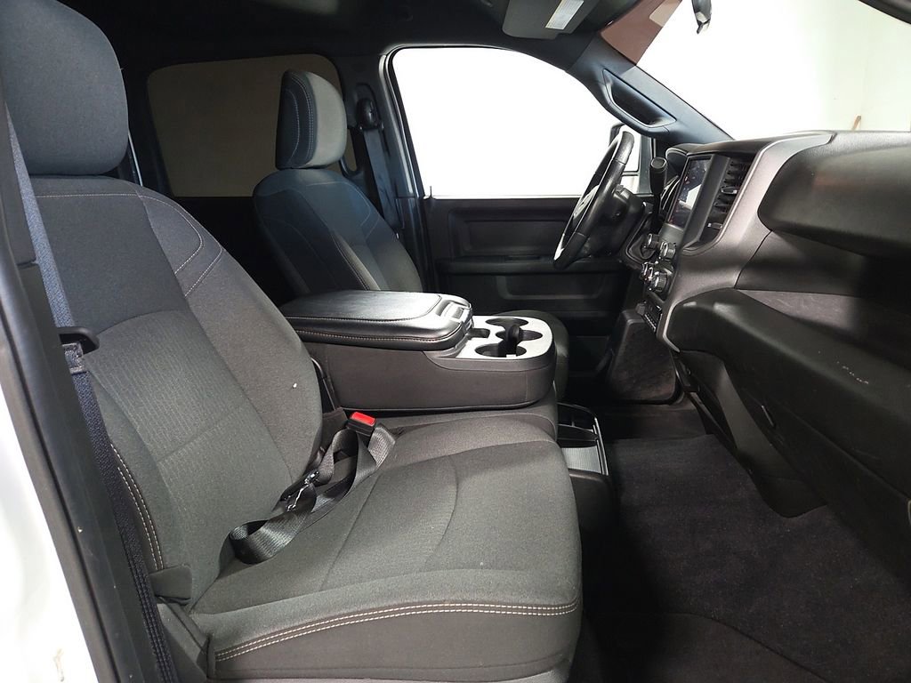 Used 2024 RAM 3500 Tradesman w/ Chrome Appearance Group image 15