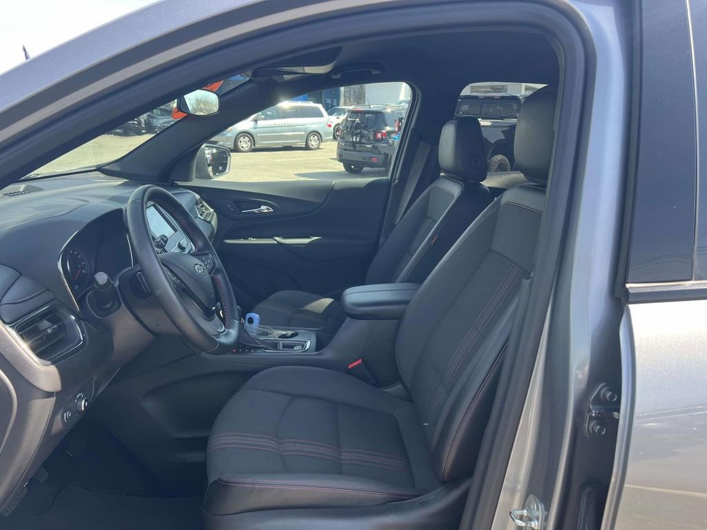 Used 2023 Chevrolet Equinox RS AWD/4WD image 11