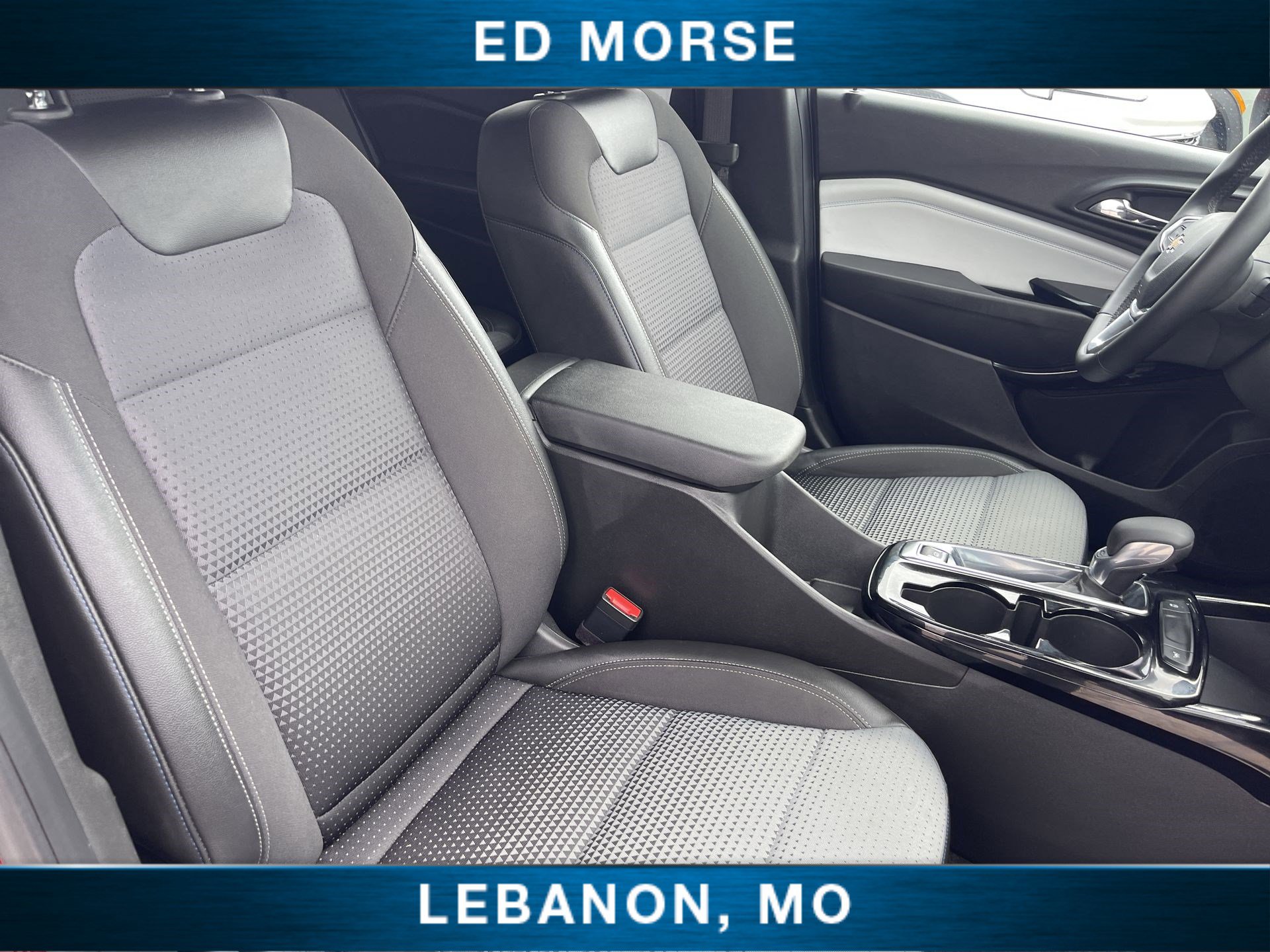 Certified 2025 Chevrolet Trax LT w/ LT Convenience Package FWD image 25