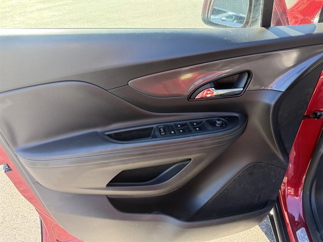 Used 2017 Buick Encore Essence FWD image 8