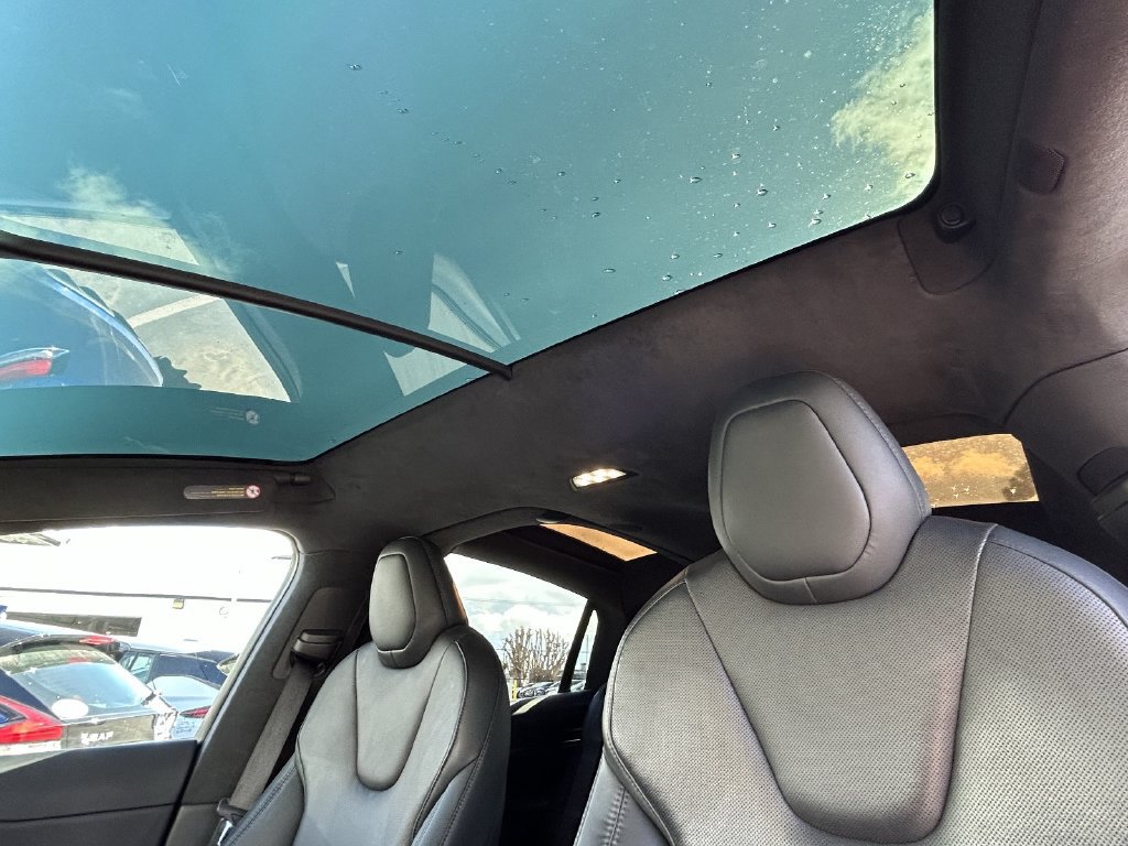 Used 2023 Tesla Model X AWD/4WD image 28