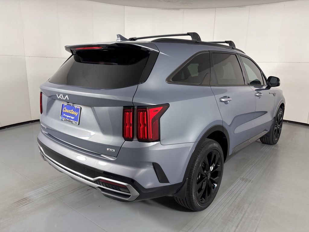 Used 2023 Kia Sorento SX image 8