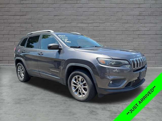 Used 2019 Jeep Cherokee Latitude Plus w/ Comfort/Convenience Group AWD/4WD image 1