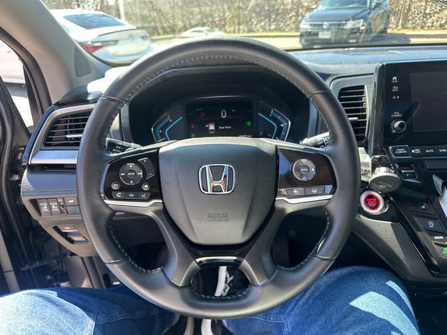 Used 2023 Honda Odyssey Touring image 40