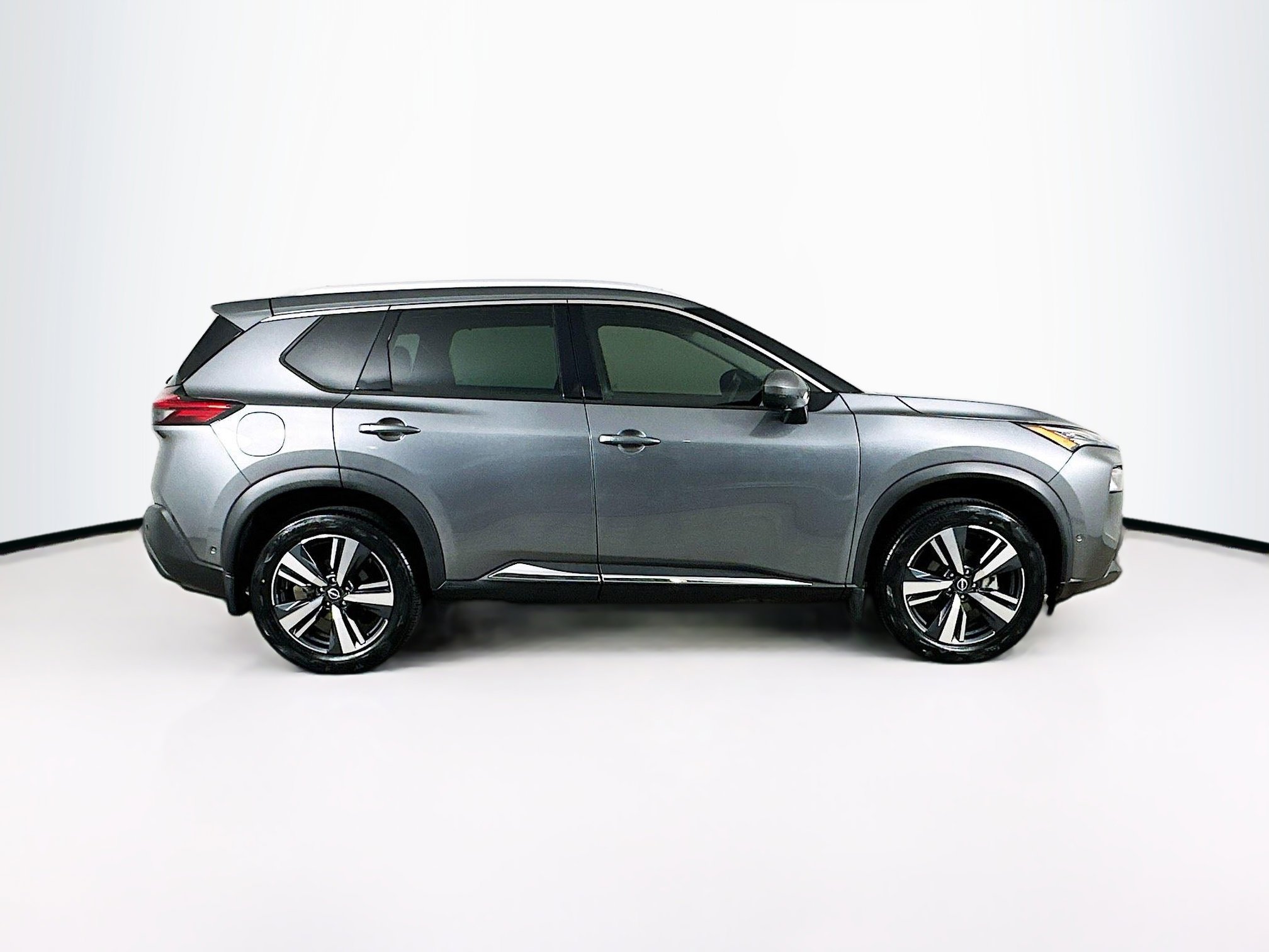 Used 2023 Nissan Rogue SL w/ SL Premium Package FWD image 10