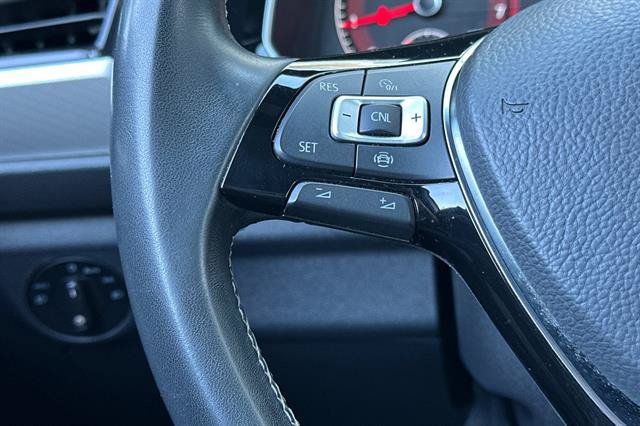 Used 2019 Volkswagen Jetta R-Line FWD image 24