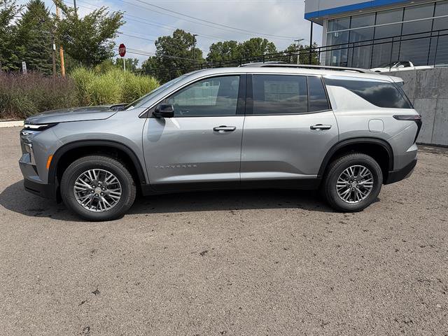 New 2026 Chevrolet Traverse LT AWD/4WD image 2