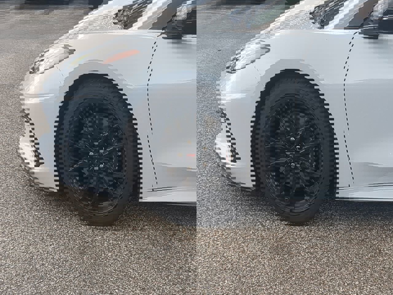 Certified 2024 Chevrolet Corvette Stingray Preferred Conv w/ Z51 Performance Package image 33