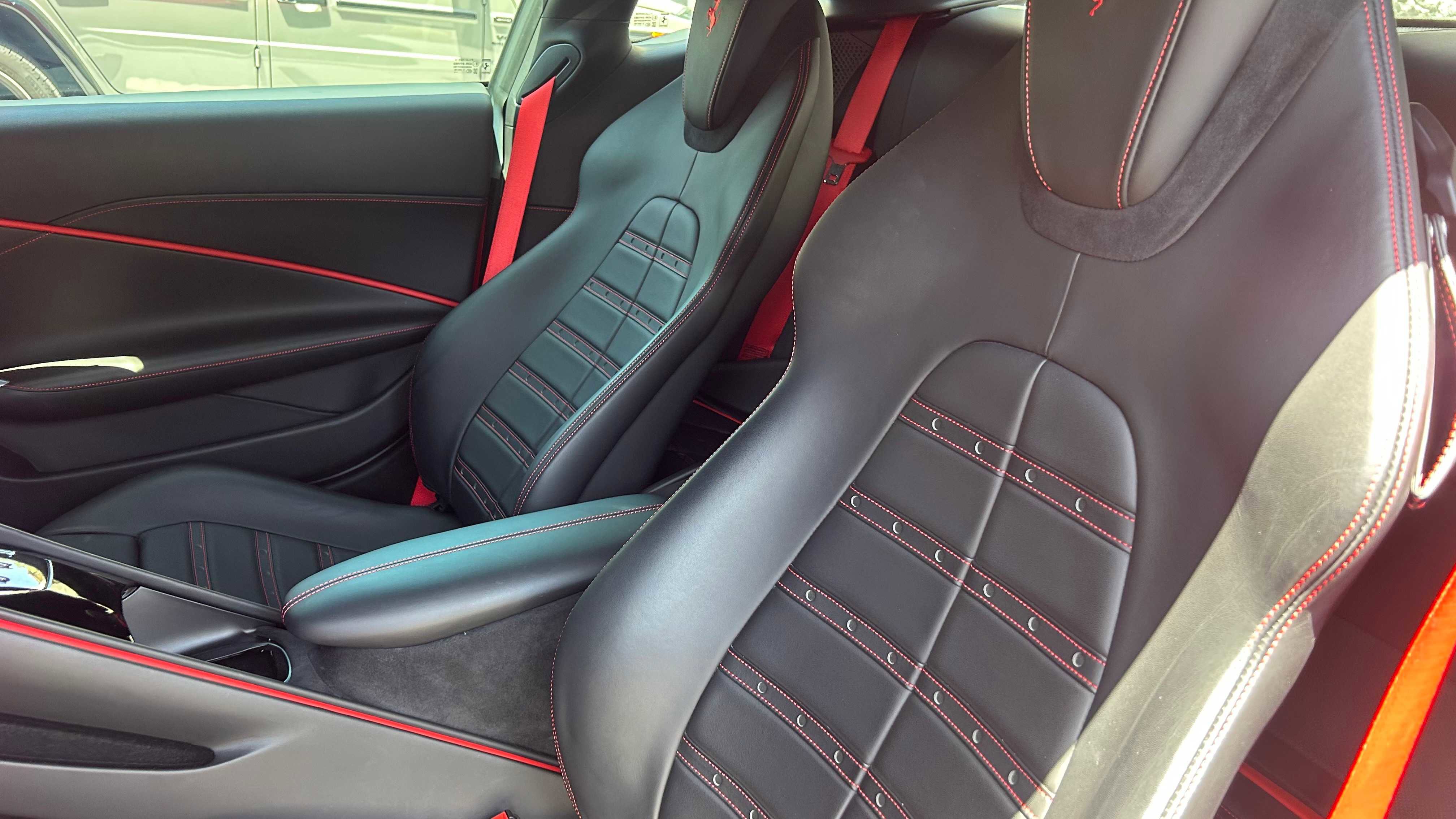 Used 2022 Ferrari Roma RWD image 15