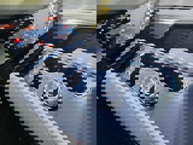 New 2026 Cadillac Vistiq Sport w/ LPO, Floor Liner Package image 22