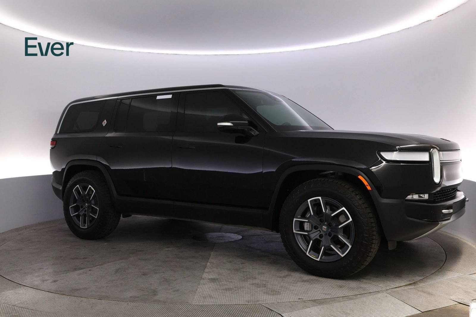 Used 2024 Rivian R1S Adventure AWD/4WD image 14