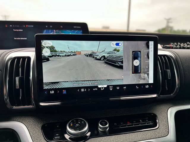 Certified 2025 Ford Expedition Tremor AWD/4WD image 18
