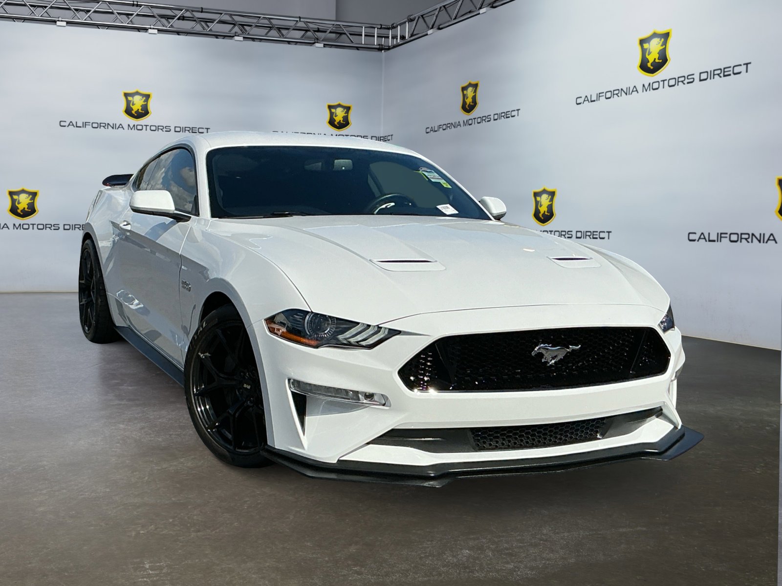 Used 2020 Ford Mustang GT RWD image 3