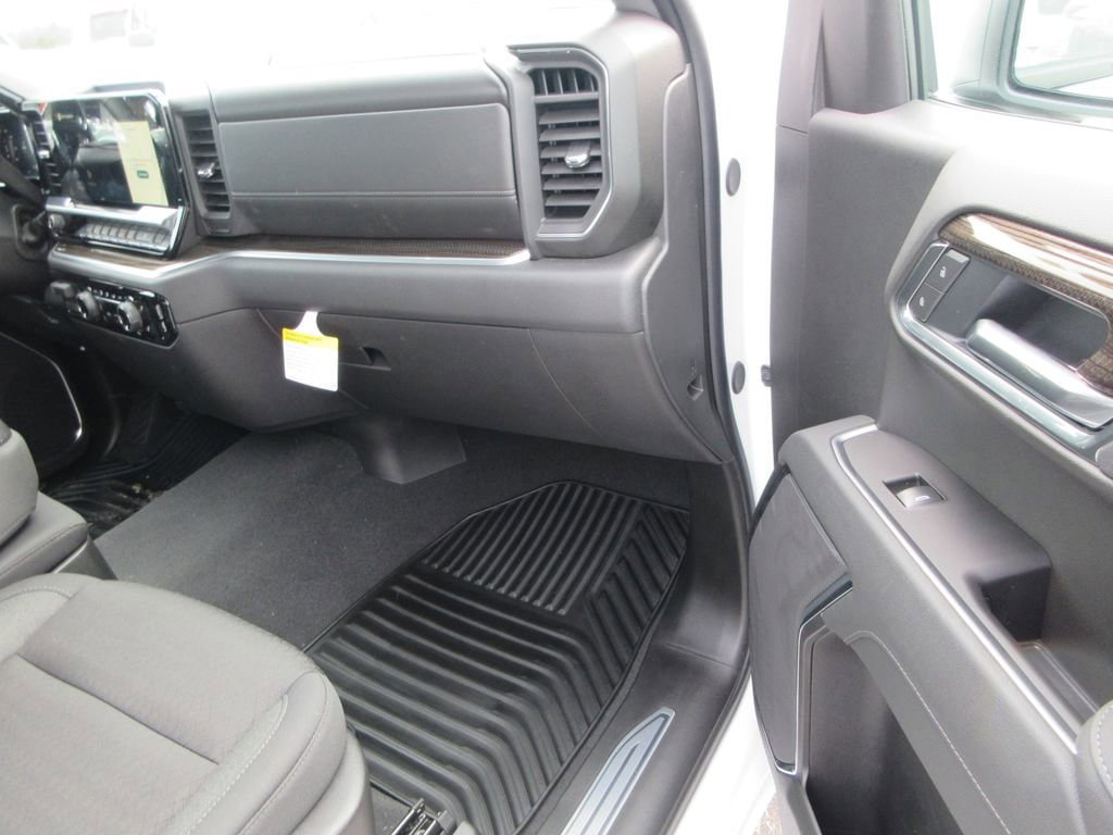 New 2026 Chevrolet Silverado 1500 LT image 20