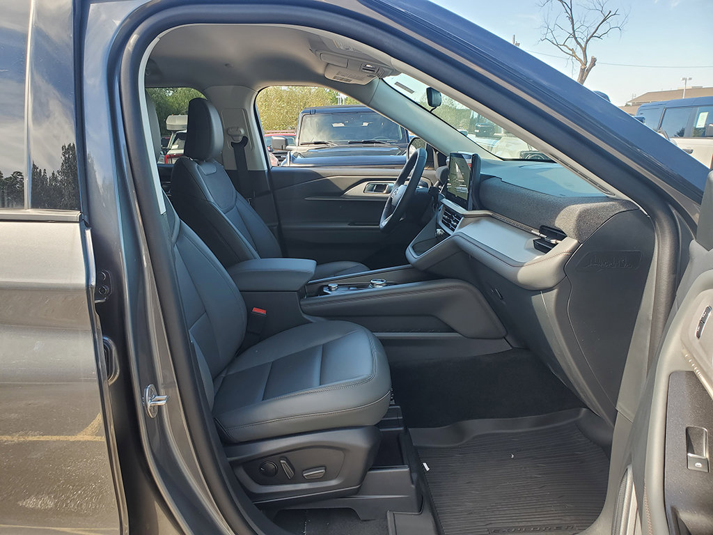 New 2026 Ford Explorer Active w/ Active Comfort Package AWD/4WD image 20