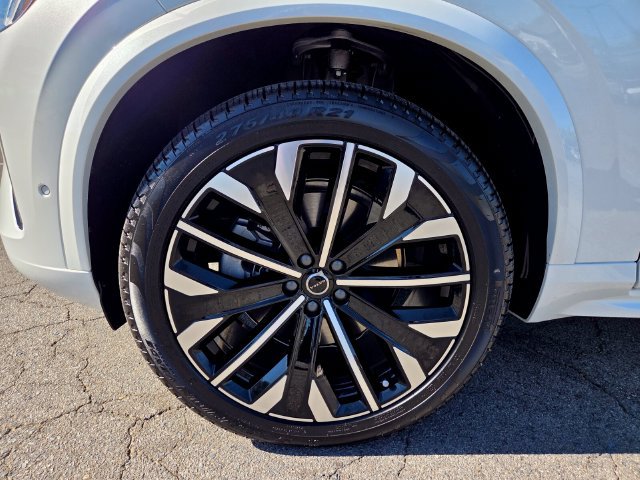 New 2027 Volvo XC90 B6 Plus AWD/4WD image 19