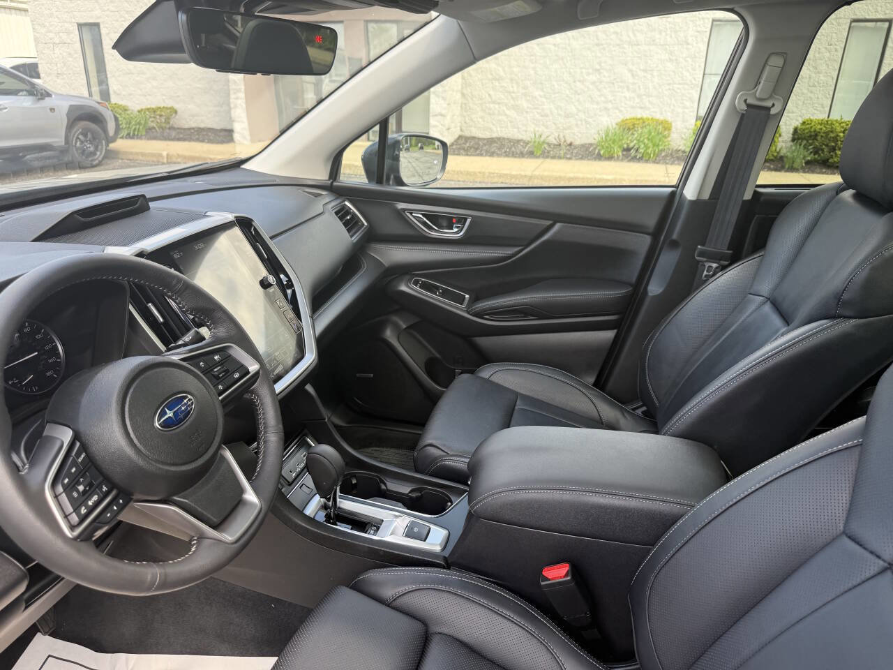 Used 2025 Subaru Ascent Limited AWD/4WD image 17