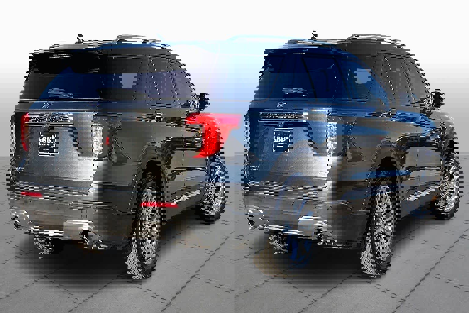 Used 2020 Ford Explorer Limited image 12