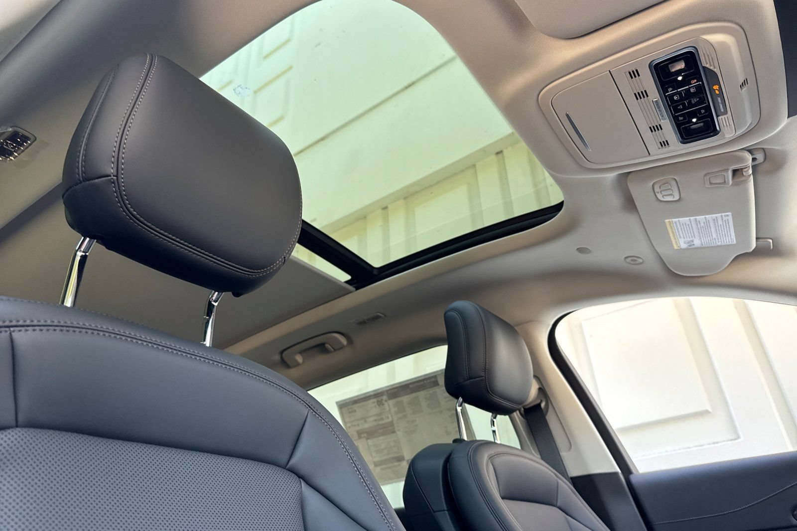 New 2026 Lincoln Nautilus Premier AWD/4WD image 13