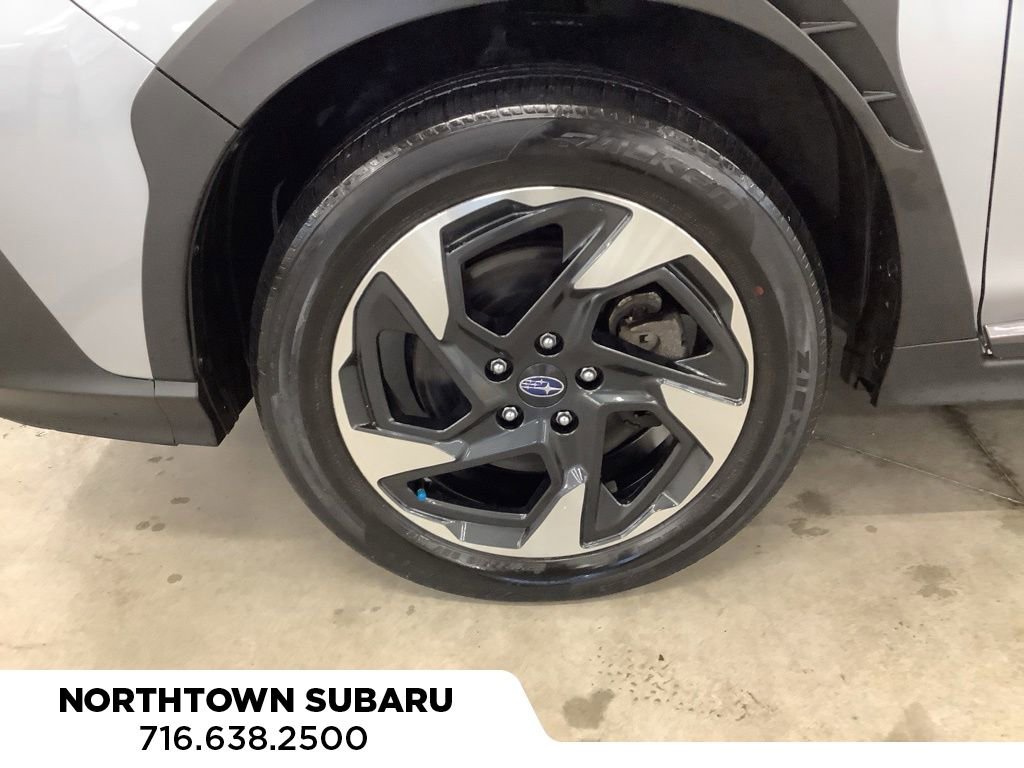 Used 2024 Subaru Crosstrek 2.5i Limited AWD/4WD image 12