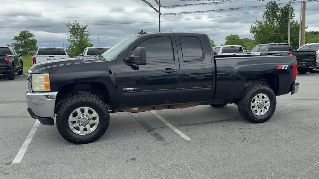 Used 2013 Chevrolet Silverado 2500 LT w/ Suspension Package, Off-Road AWD/4WD image 3