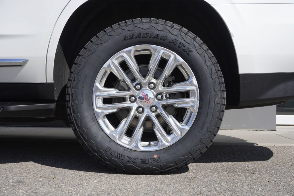 Used 2022 GMC Yukon SLT AWD/4WD image 33