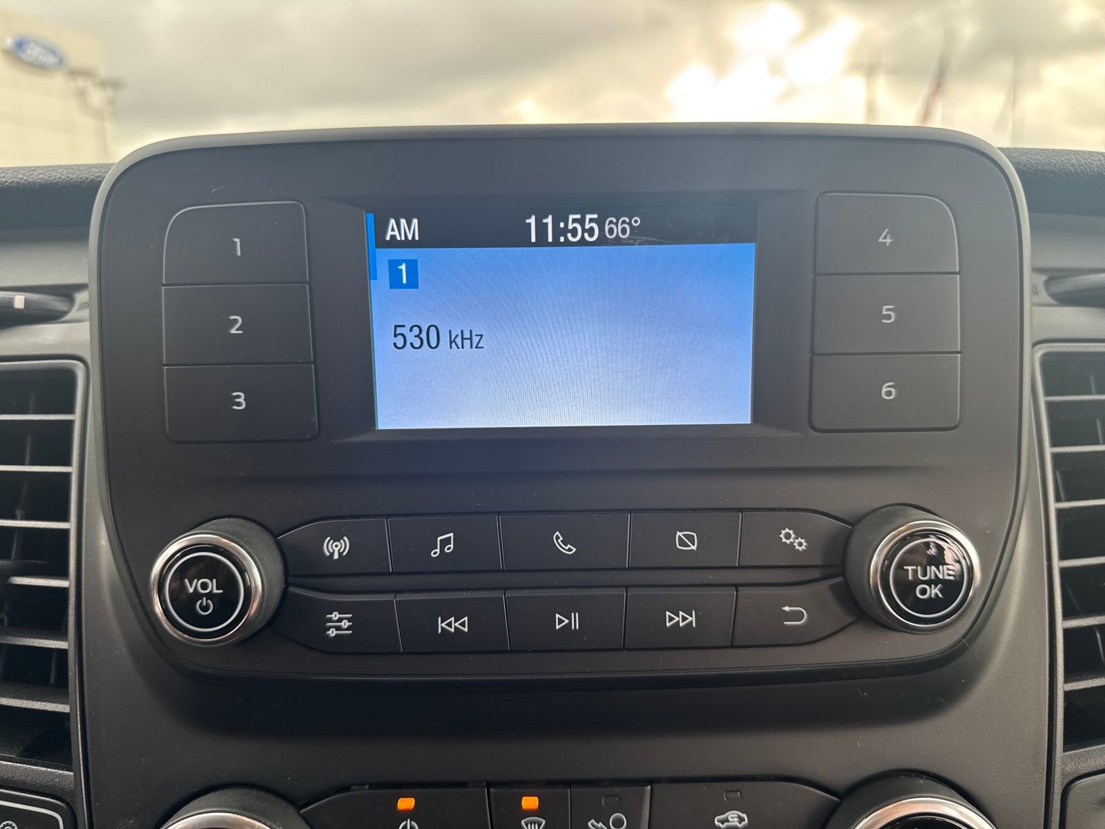 Used 2024 Ford Transit 250 Low Roof w/ Exterior Upgrade Package image 18