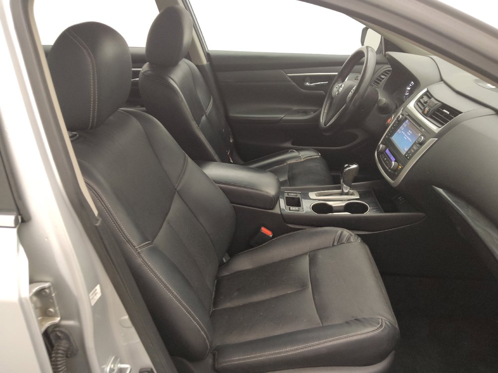 Used 2016 Nissan Altima 2.5 SL w/ 2.5 Technology Package FWD image 21